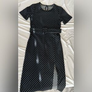 Midi dress with belt